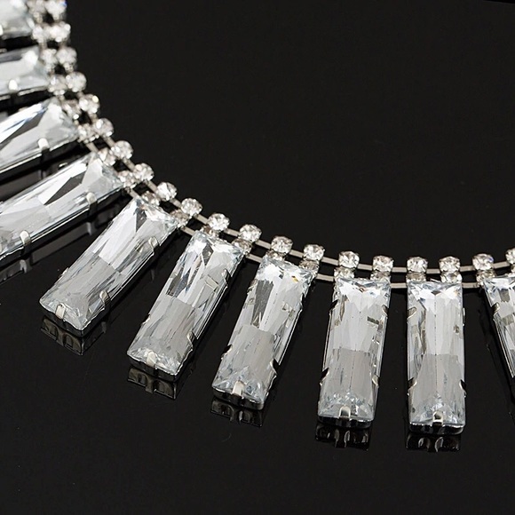 Clear Crystal Statement Necklace - Picture 3 of 4